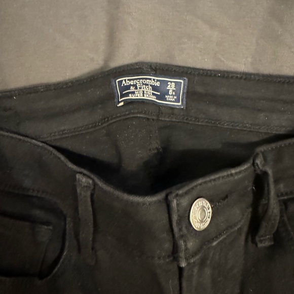 Abercrombie & Fitch black skinny jeans! - Picture 2 of 2
